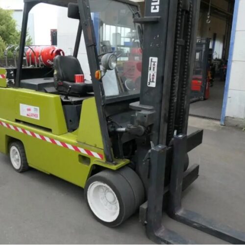 clarck c500-135 Renta de Montacarga de 5 Toneladas en Monterrey | Maniobras del Norte