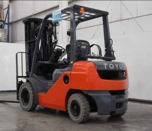 montacargas 2.5 toneladas Renta de Montacarga de 2 Toneladas en Monterrey | Maniobras del Norte